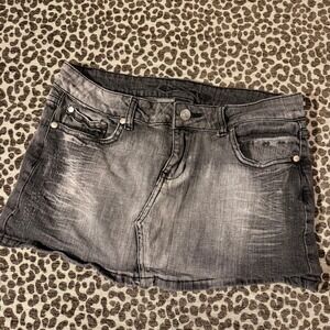 Y2K Scene Rue 21 Denim Mini Skirt Gray Emo Black Wash Distressed Size 7/8 Grunge
